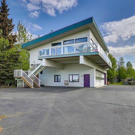 Spacious Family Home With Deck And Million-Dollar View Anchorage Bagian luar foto